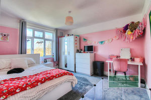 Photo 19- click for photo gallery